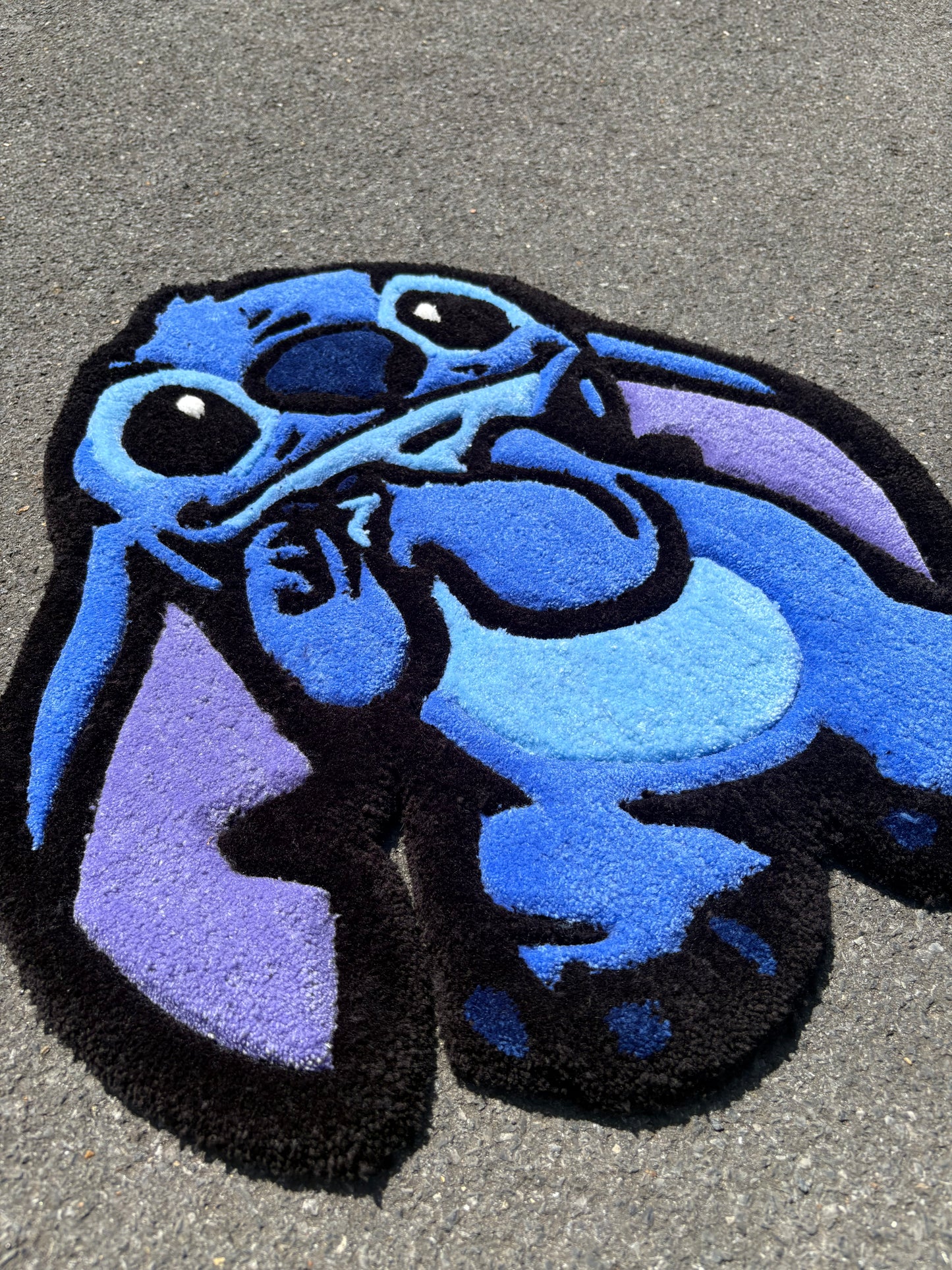 Tapis Stitch (100% fait main) 70x63cm Tufting/Rug