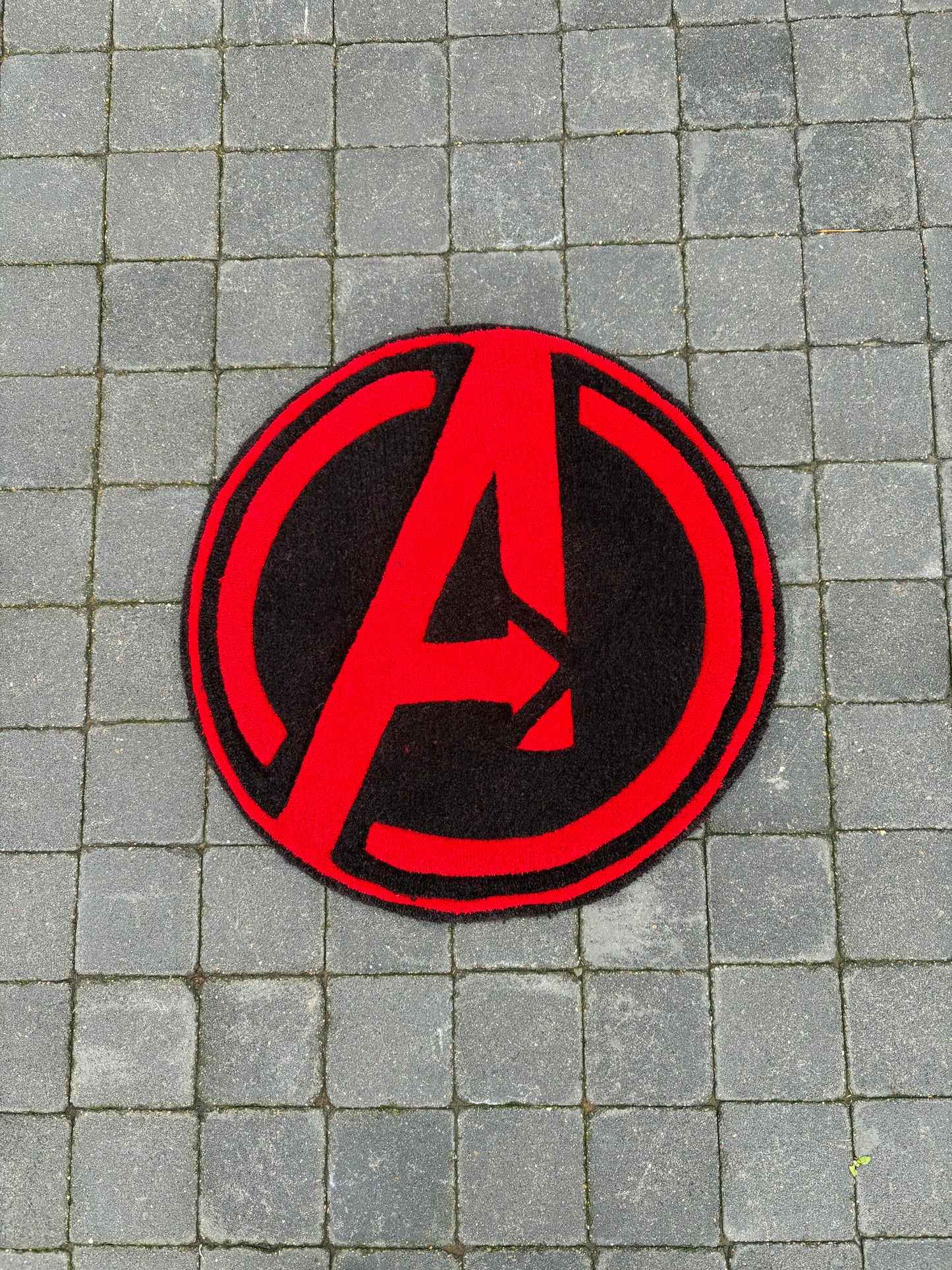 Tapis Avengers (100% fait main) 70x70cm Tufting/Rug