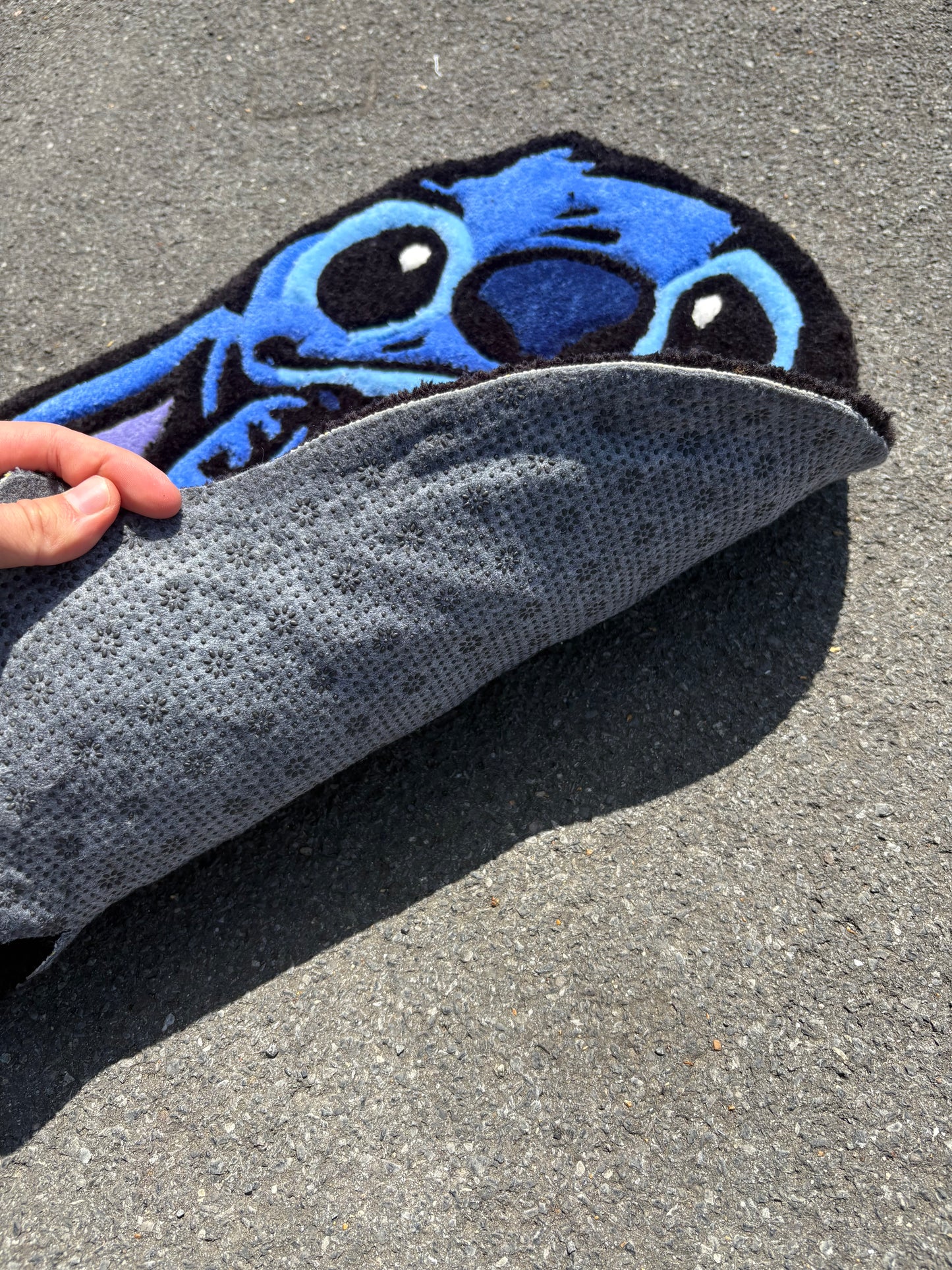Tapis Stitch (100% fait main) 70x63cm Tufting/Rug