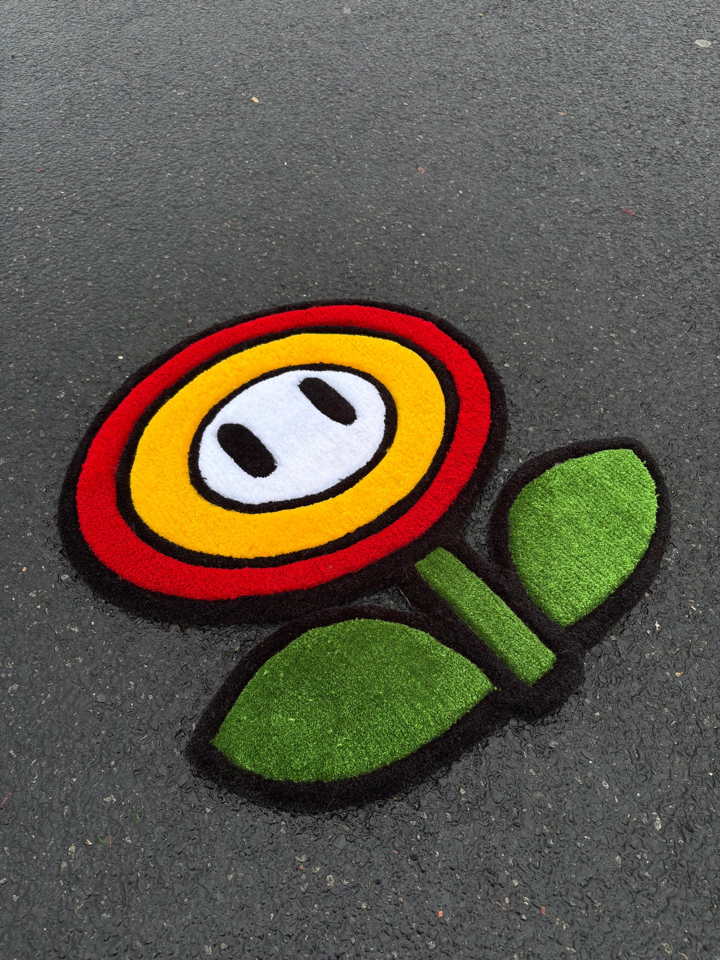 Tapis Fleur Mario/ Fleur de feu (100% fait main) 65x70cm Tufting/Rug