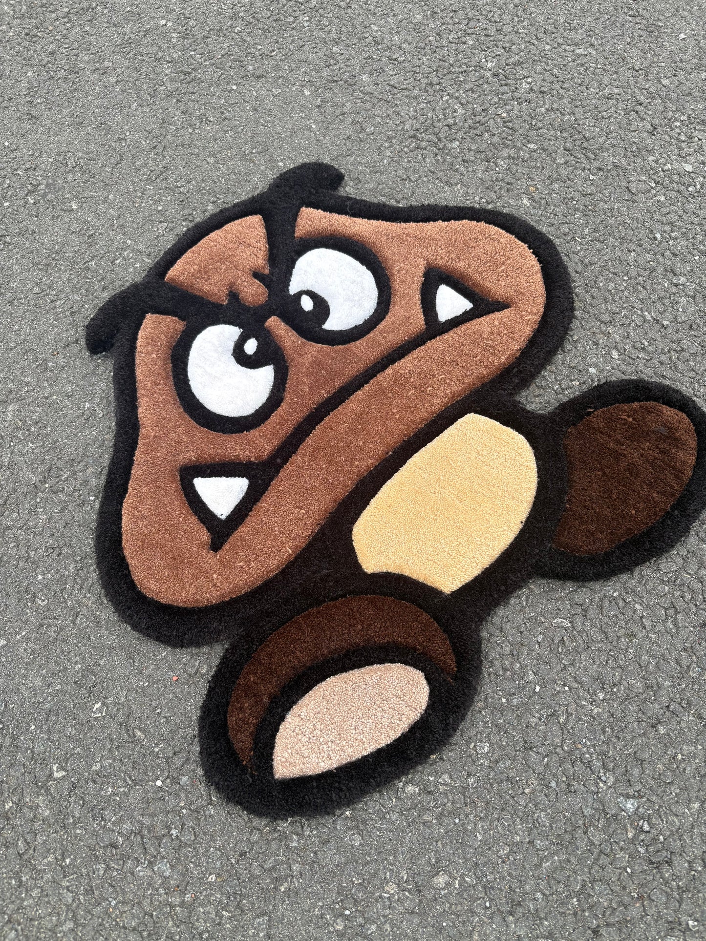 Tapis Goomba/Mario (100% fait main) Tufting/Rug 70x70cm