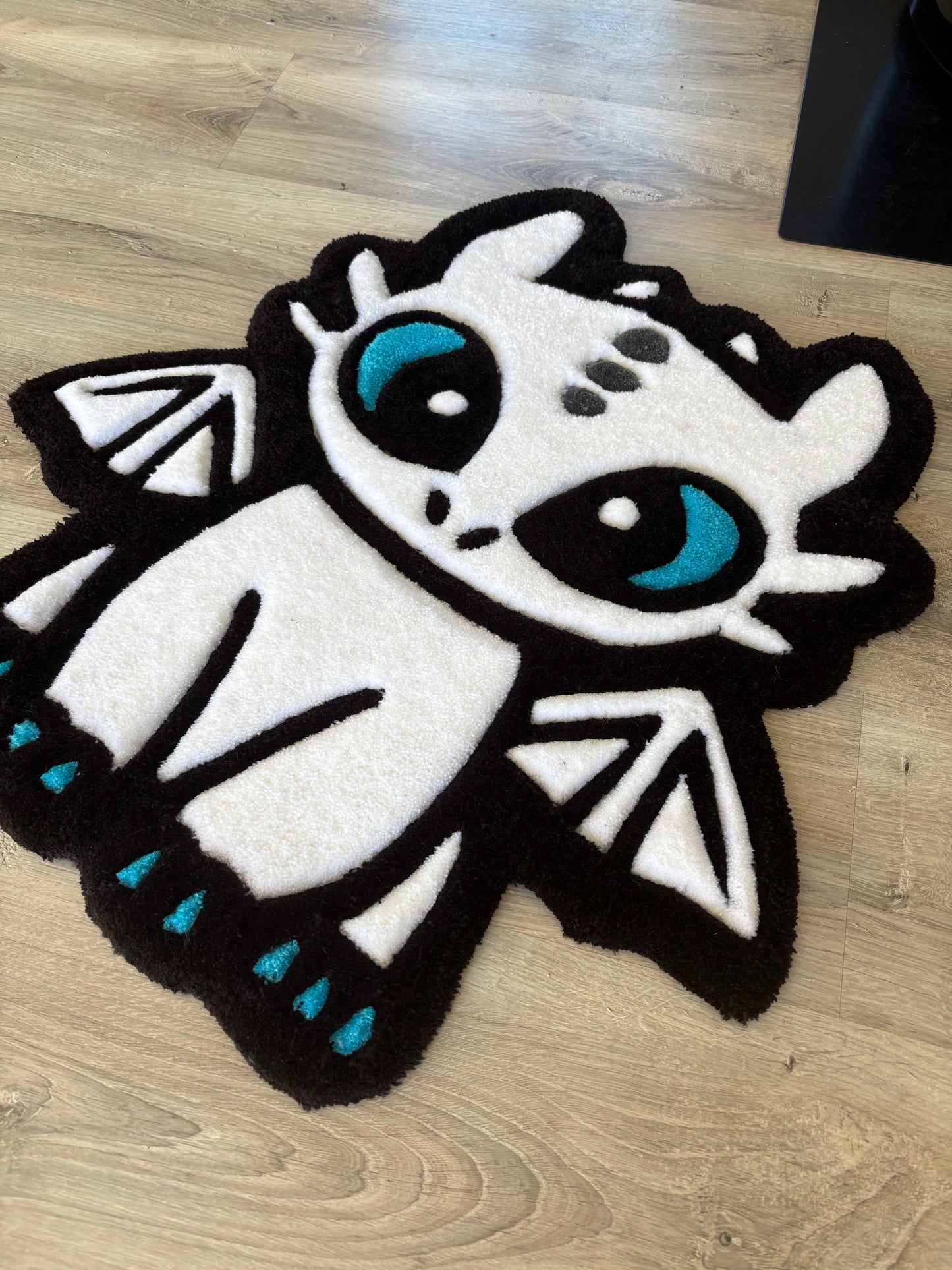 Tapis Fury/Krokmou (100% fait main) 70x65cm Tufting/Rug