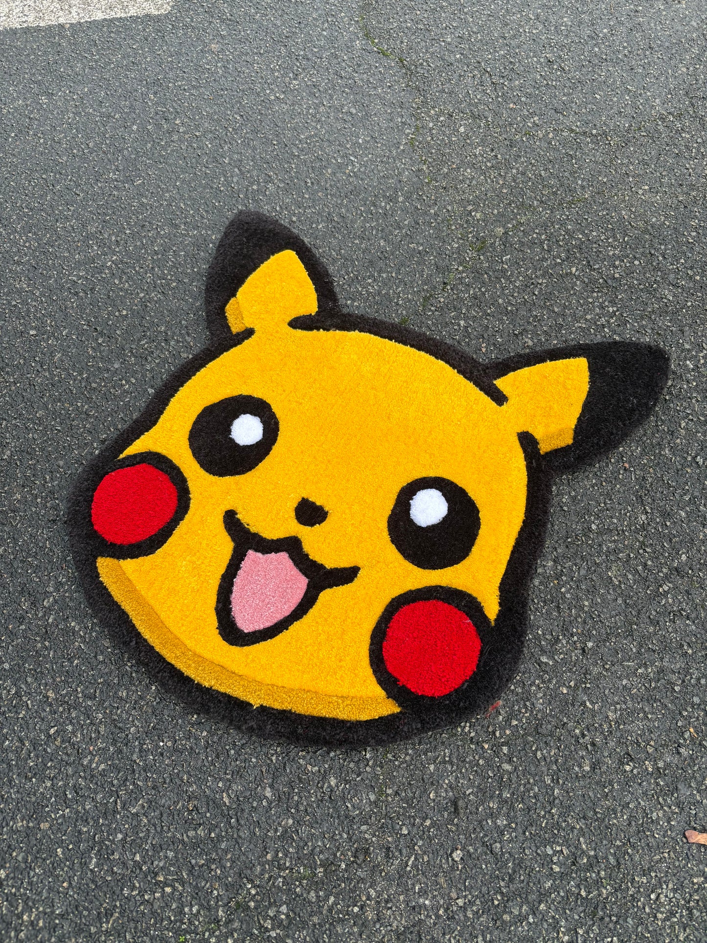 Tapis Pikachu (100% fait main) 70x70cm Tufting/Rug