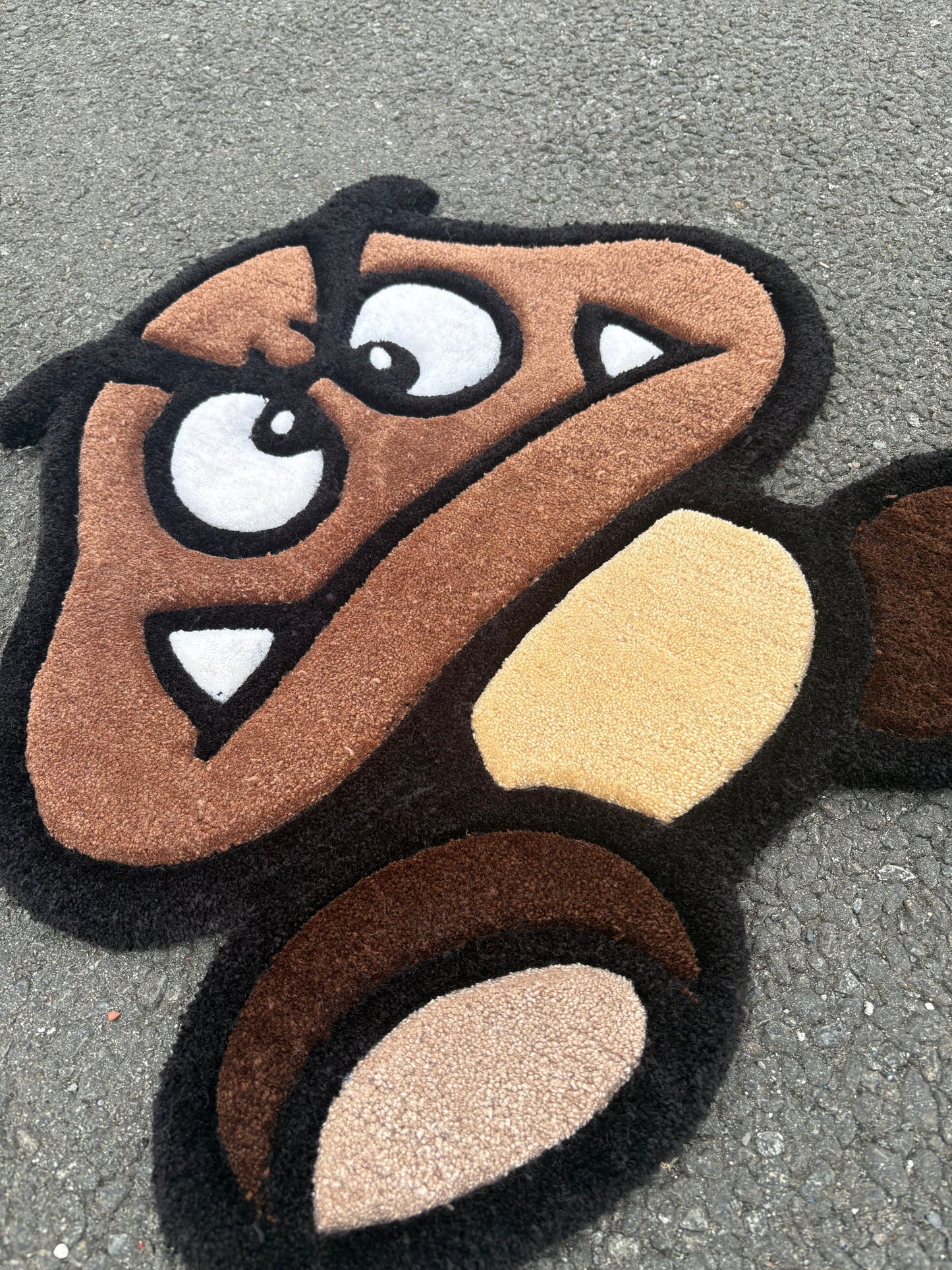 Tapis Goomba/Mario (100% fait main) Tufting/Rug 70x70cm