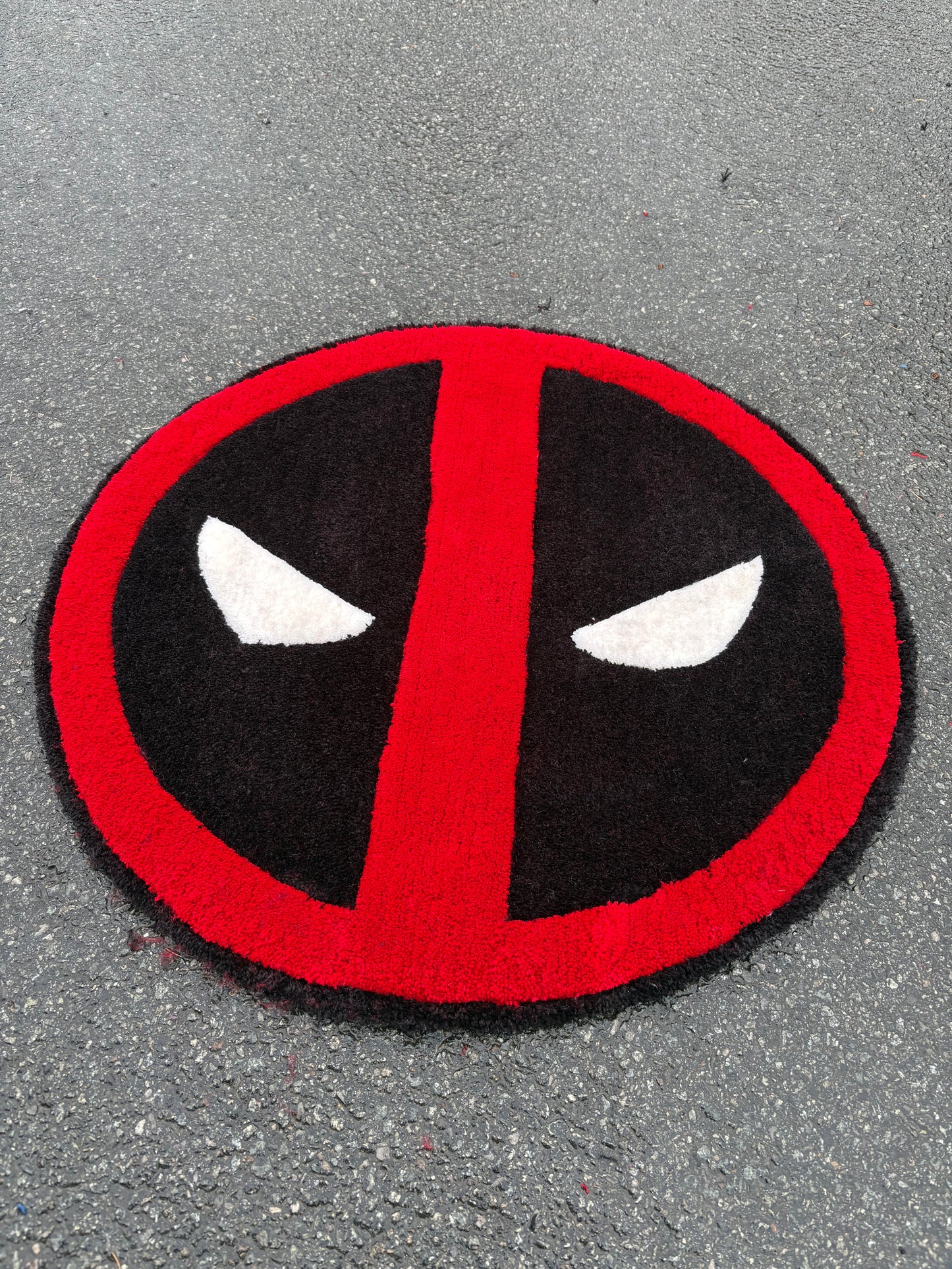 Tapis Deadpool (100% fait main) 70x70cm Tufting/Rug