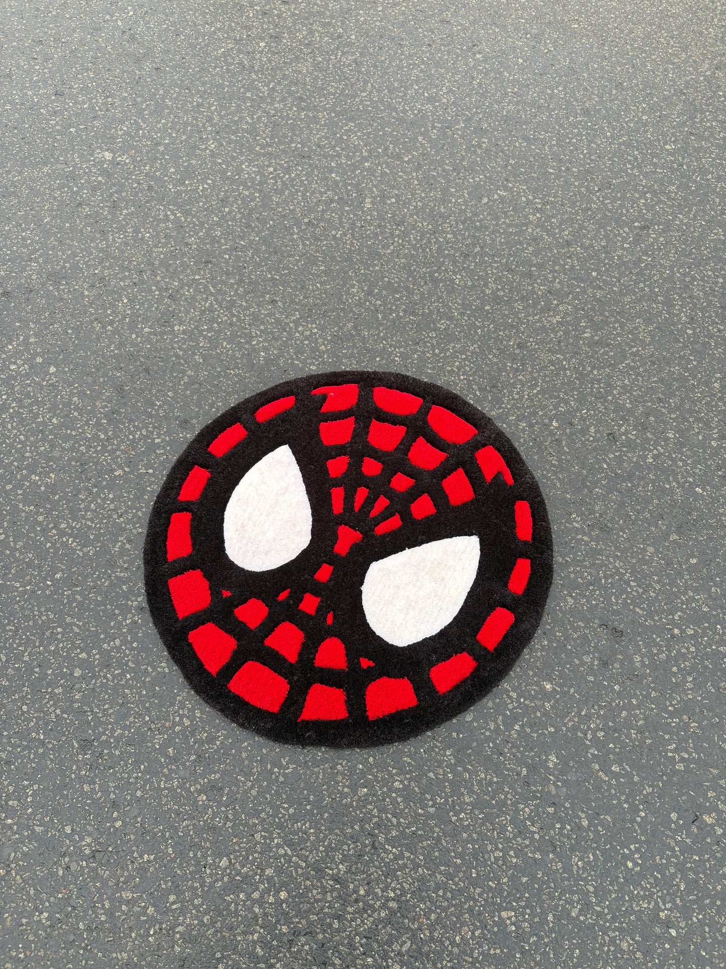 Tapis Spiderman (100% fait main) 65x65cm Tufting/Ruf