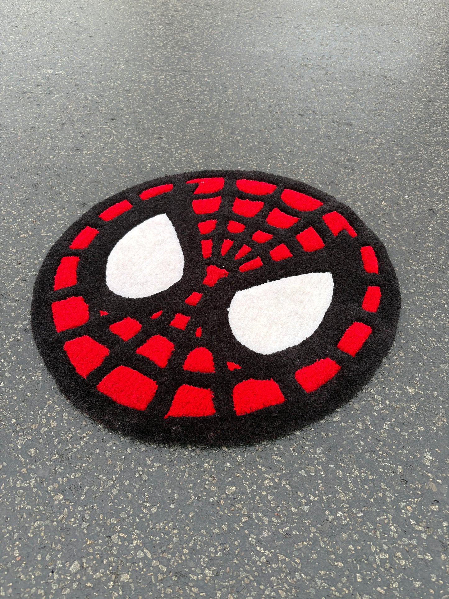 Tapis Spiderman (100% fait main) 65x65cm Tufting/Ruf