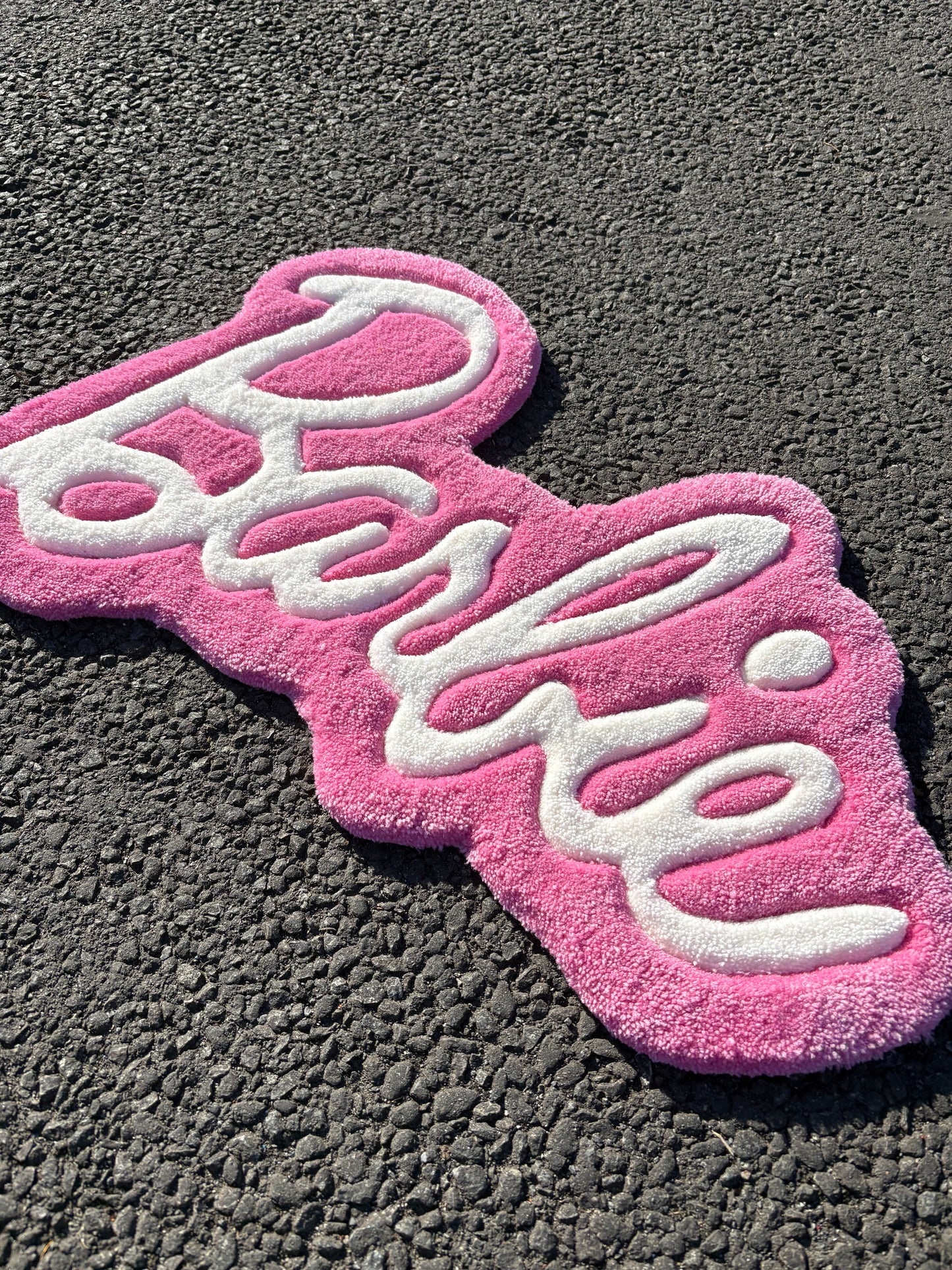 Tapis Barbie (100% fait main) 73x45cm Tufting/Rug