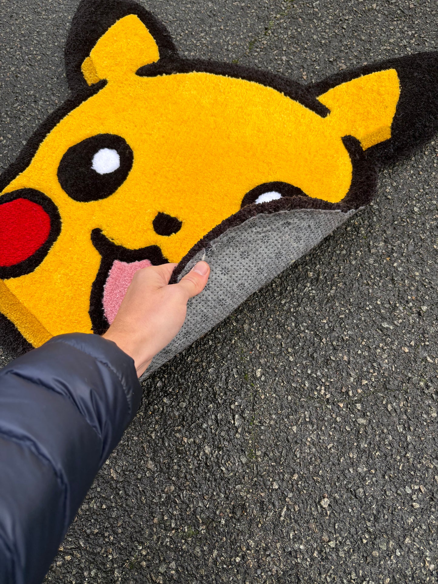 Tapis Pikachu (100% fait main) 70x70cm Tufting/Rug