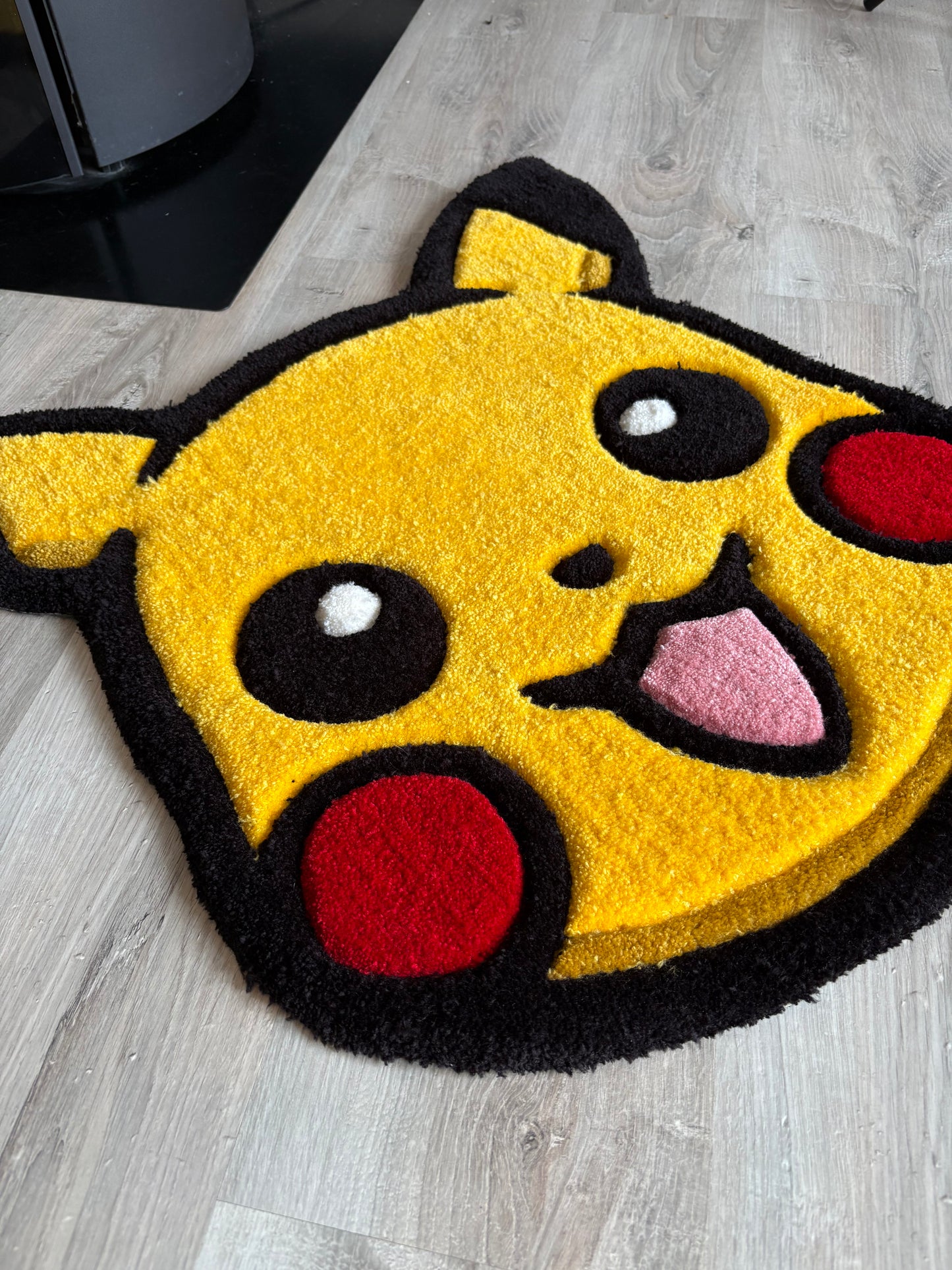 Tapis Pikachu (100% fait main) 70x70cm Tufting/Rug