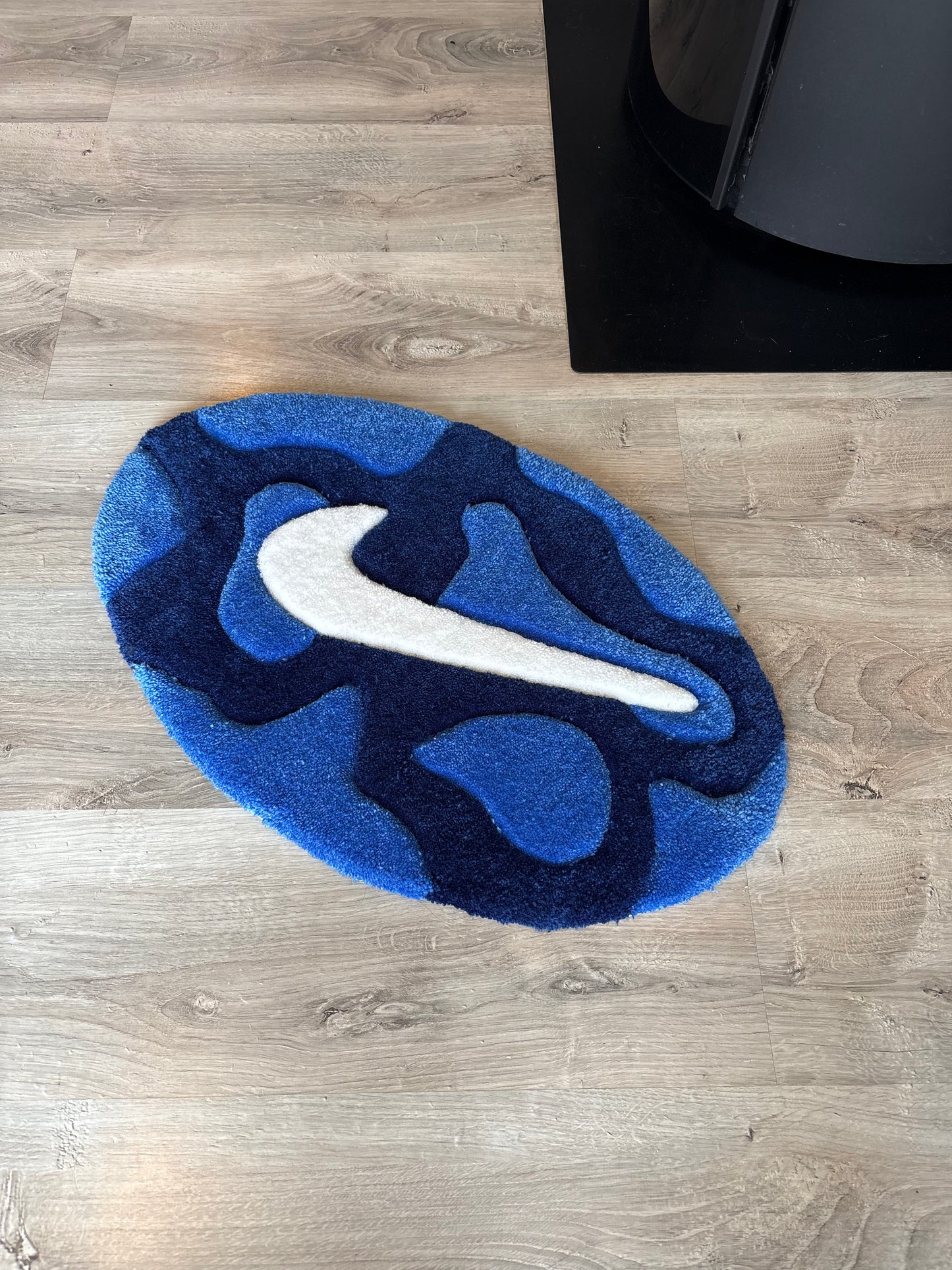 Tapis Nike/Camouflage Bleu (100% fait main) Tufting/Rug