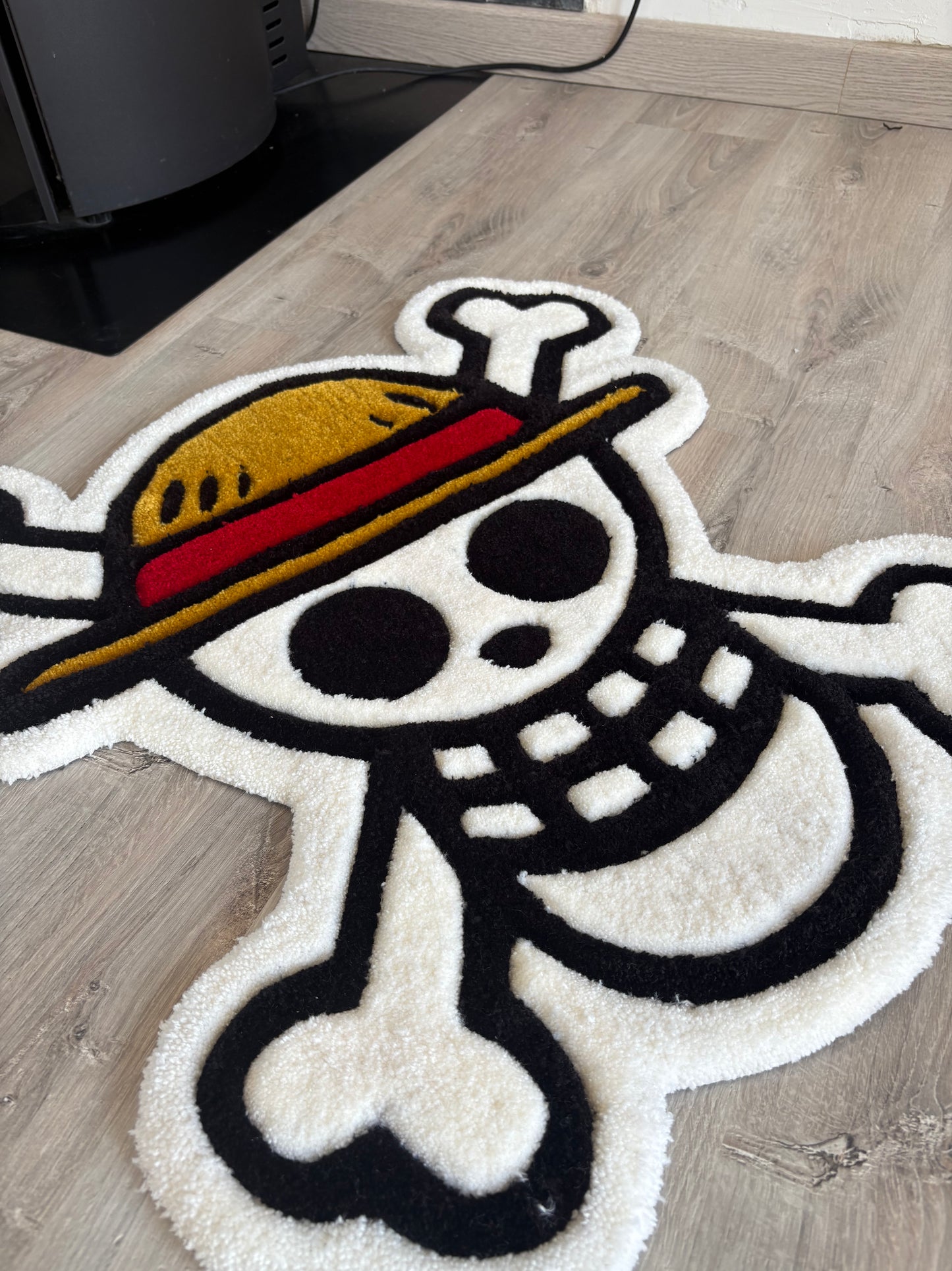Tapis One Piece/Tête de mort (100% fait main) 70x70cm Tufting/Rug