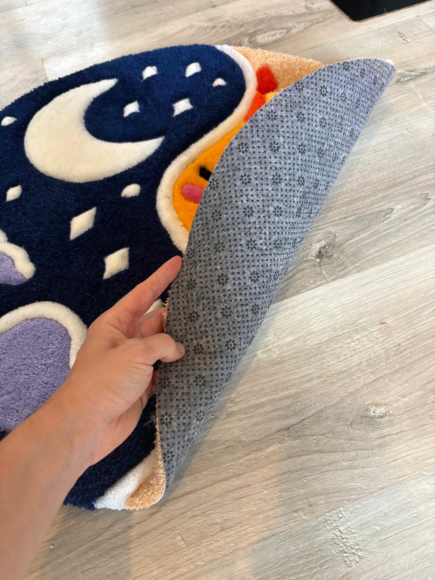 Tapis Tufting Soleil & Lune 65x65cm - 100% fait main
