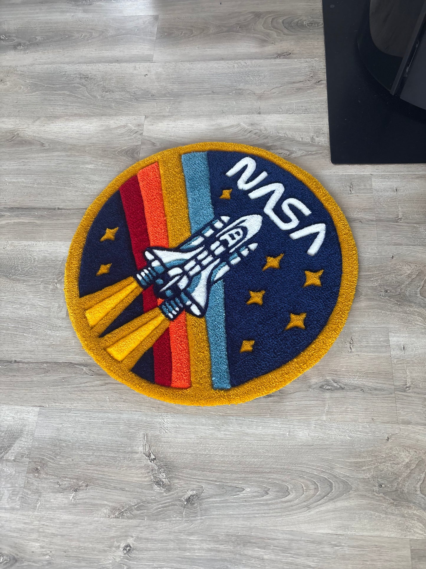 Tapis Tufting NASA 70x70cm - 100% fait main