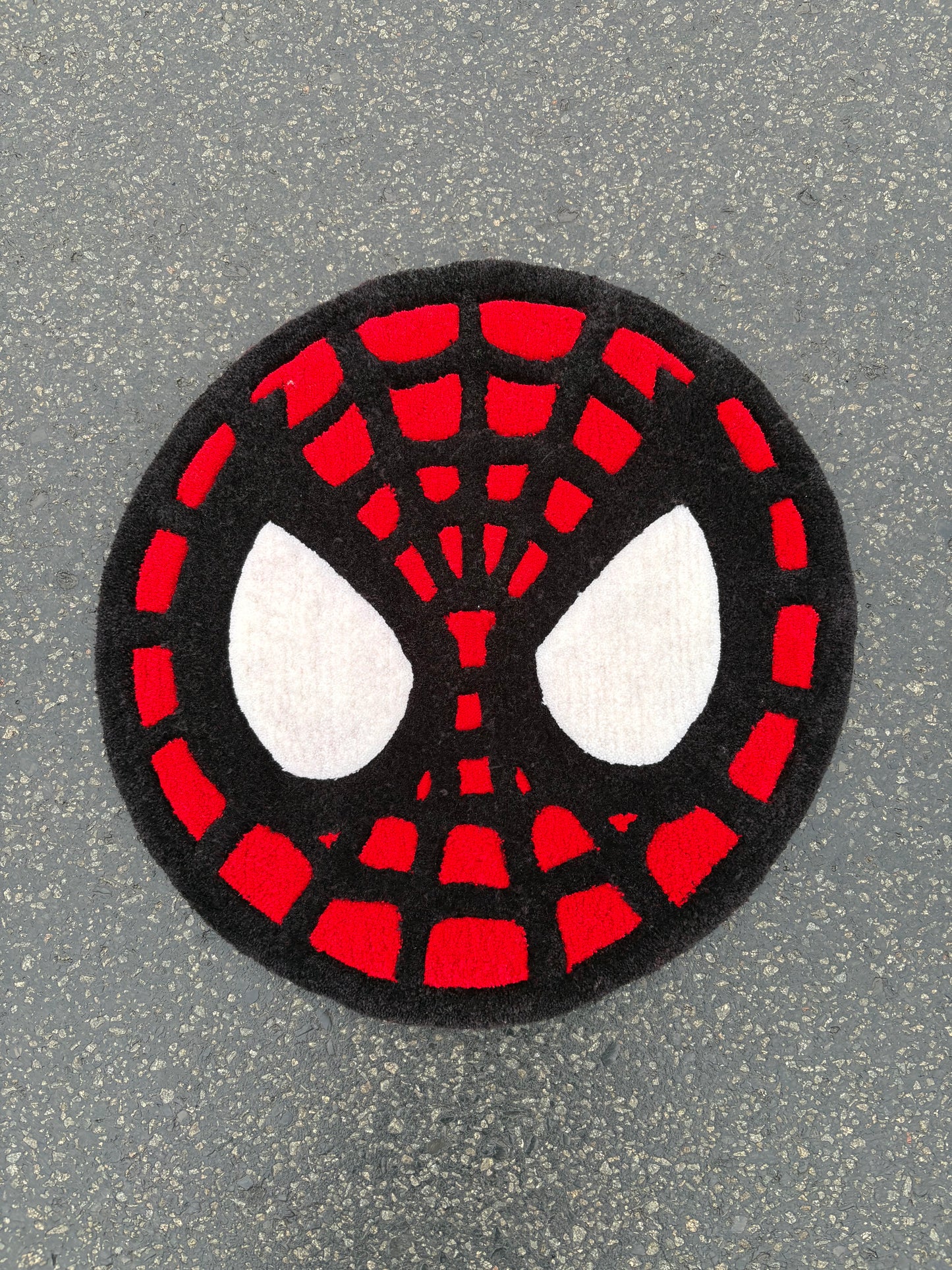 Tapis Spiderman (100% fait main) 65x65cm Tufting/Ruf