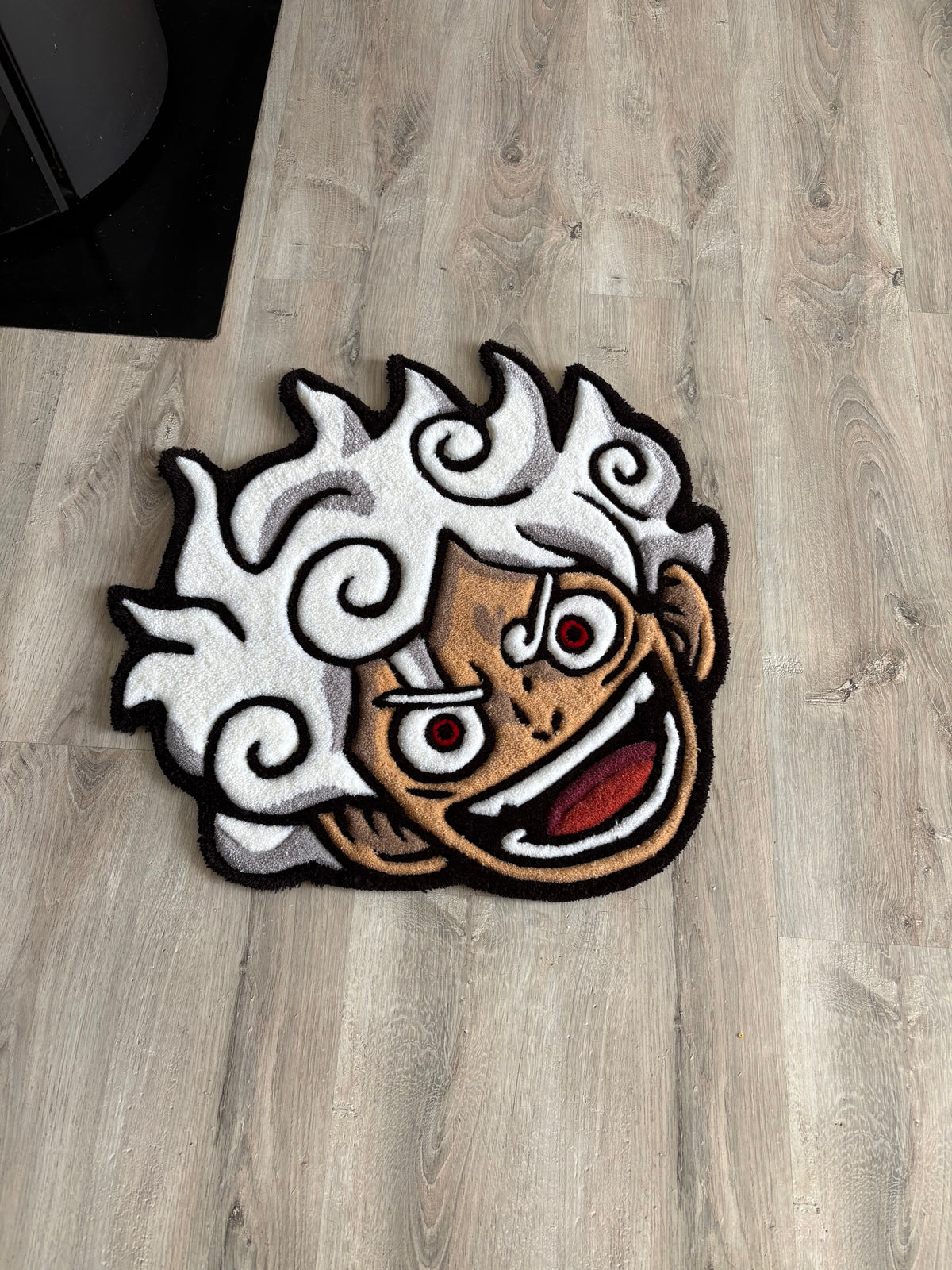 Tapis luffy 65x65cm - 100% fait main