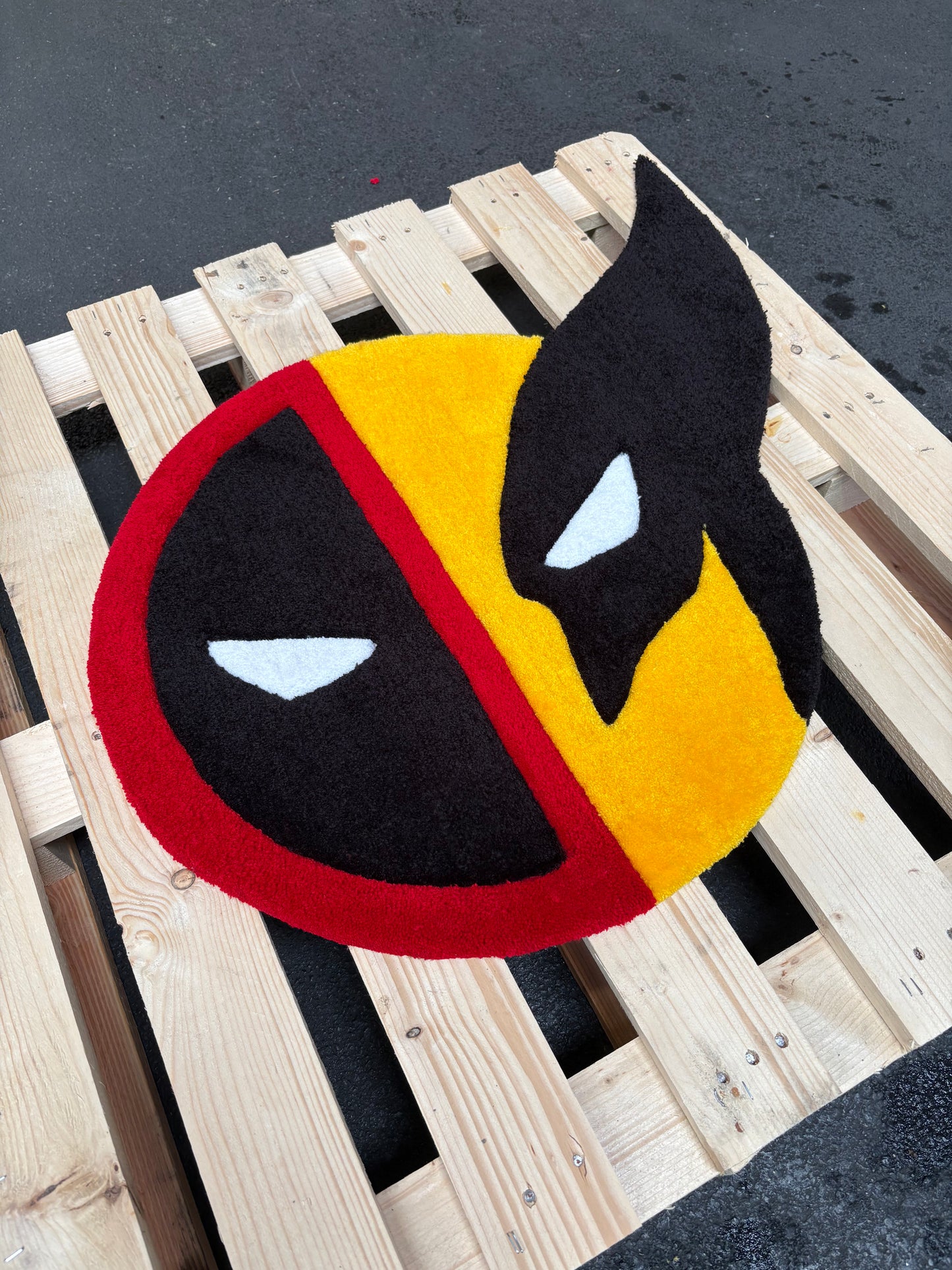Tapis Deadpool X Wolverine (100% fait main) 90x90cm Tufting/Rug