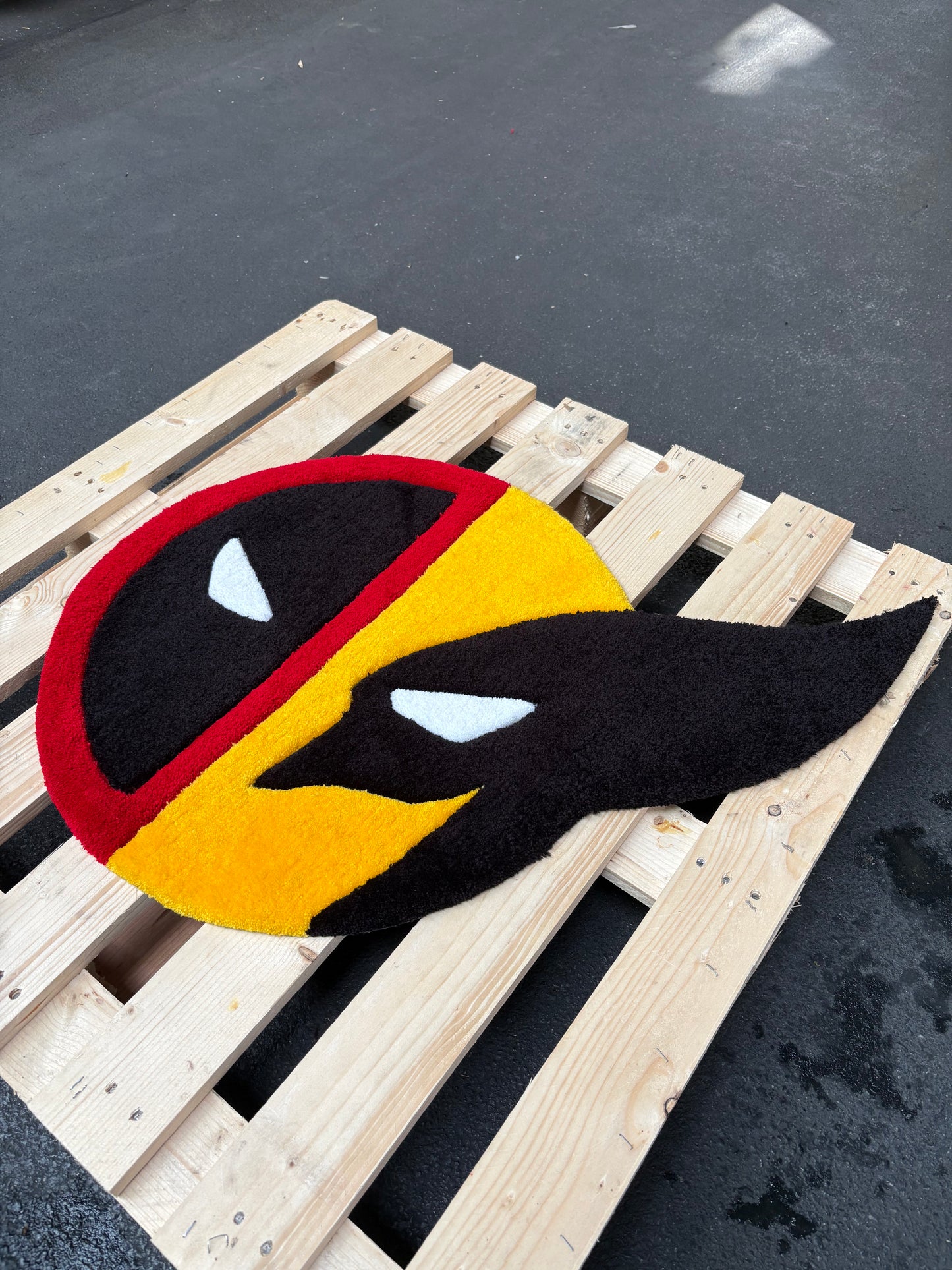 Tapis Deadpool X Wolverine (100% fait main) 90x90cm Tufting/Rug