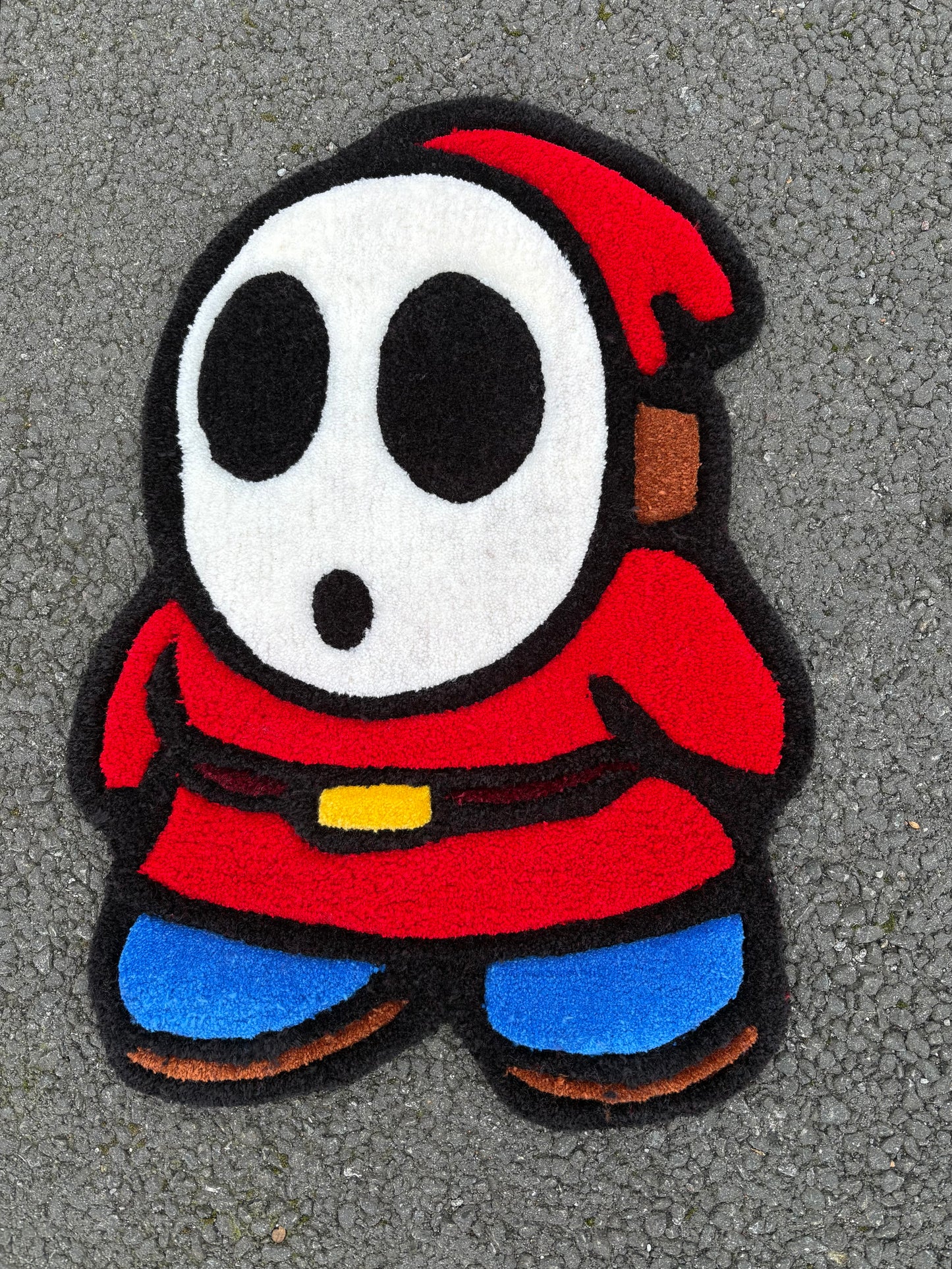 Tapis Shy Guy/Phantom (100% fait main) 65x46cm Tufting/Rug