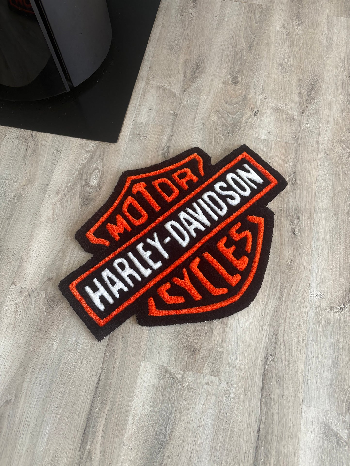Tapis Tufting Harley-Davidson 70x55 cm – 100% fait main