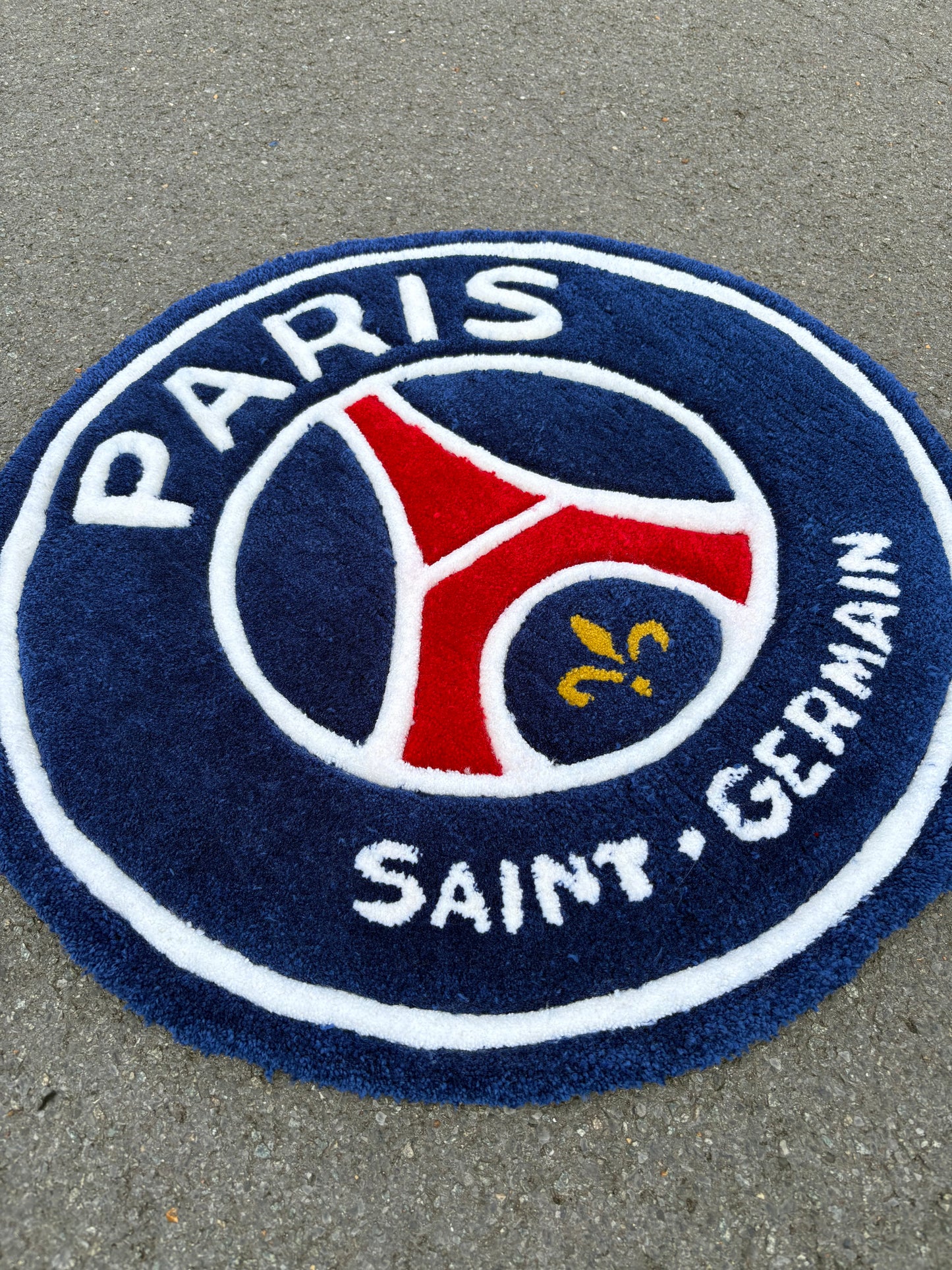 Tapis PSG (100% fait main) 70x70cm