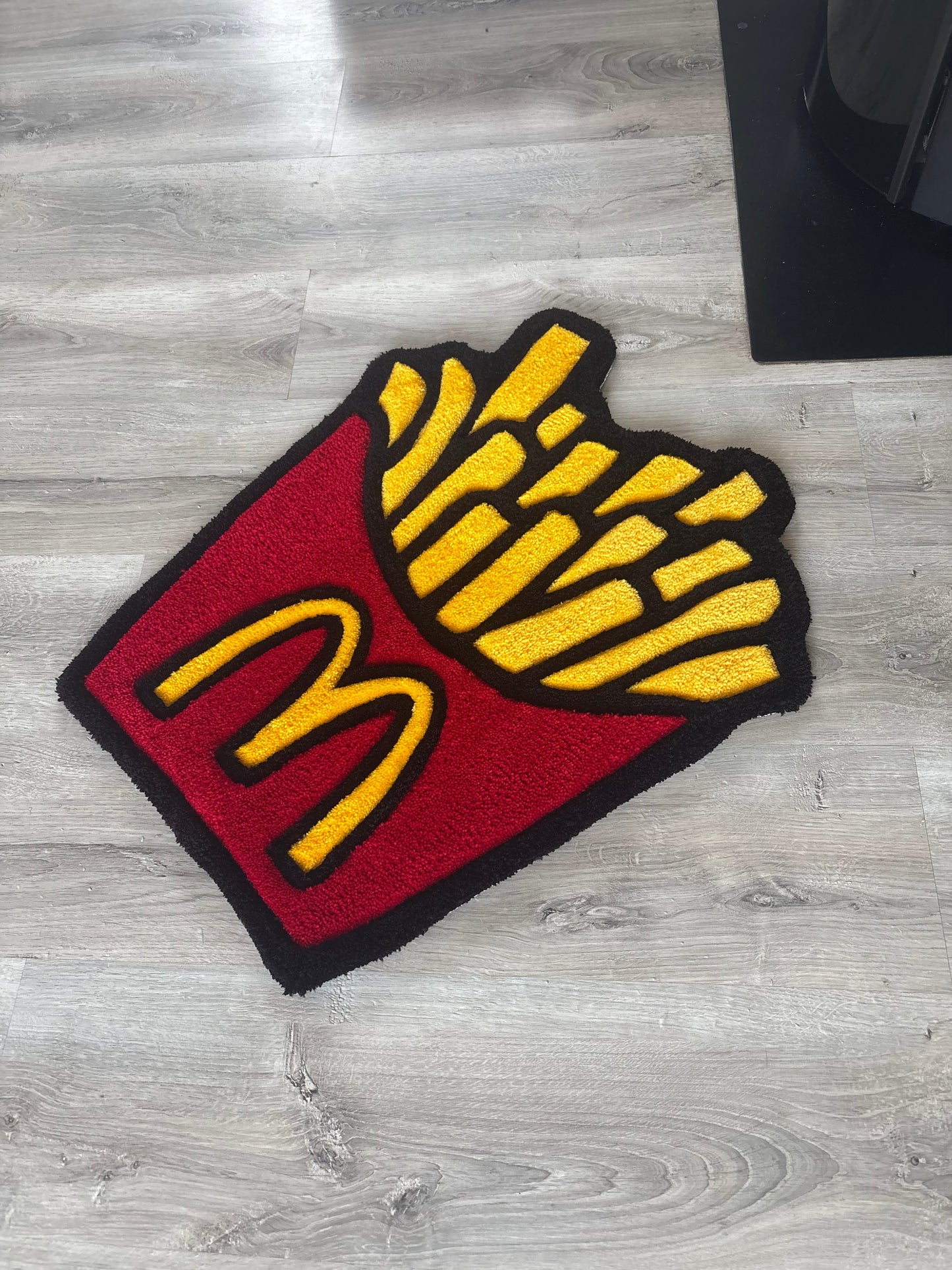 Tapis Tufting McDonald’s 70x60cm - 100% fait main