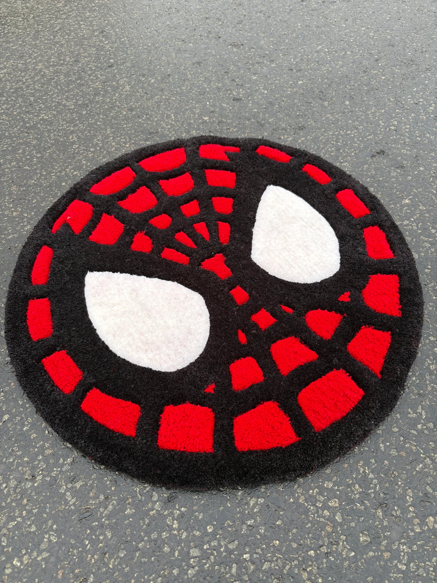 Tapis Spiderman (100% fait main) 65x65cm Tufting/Ruf