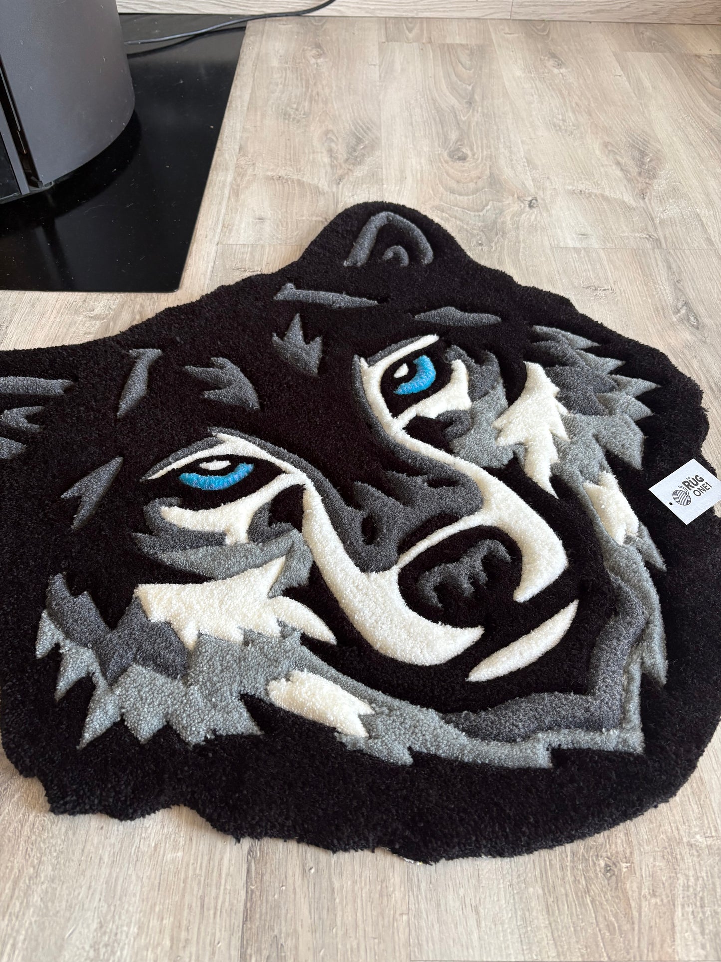 Tapis Loup (100% fait main) 70x65cm Tufting/Rug