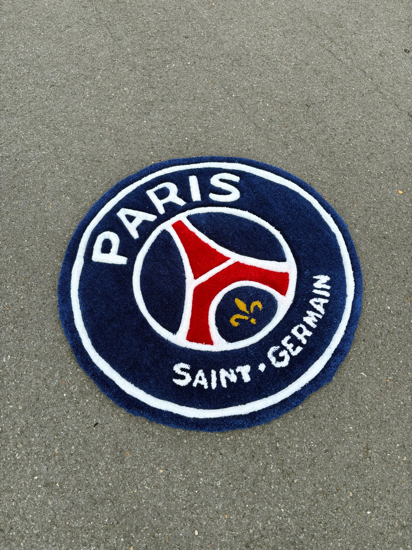 Tapis PSG (100% fait main) 70x70cm