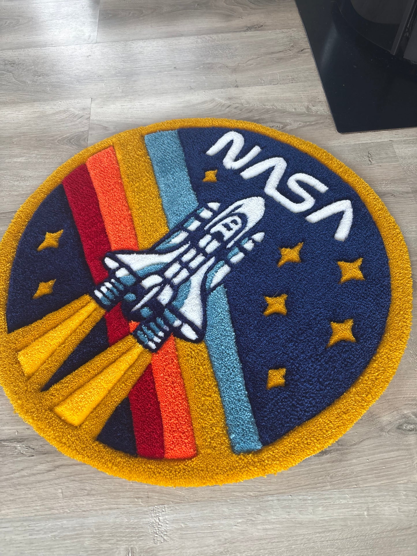 Tapis Tufting NASA 70x70cm - 100% fait main