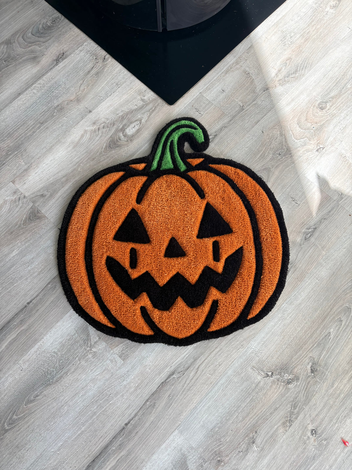 Tapis citrouille 65x55cm - 100% fait main