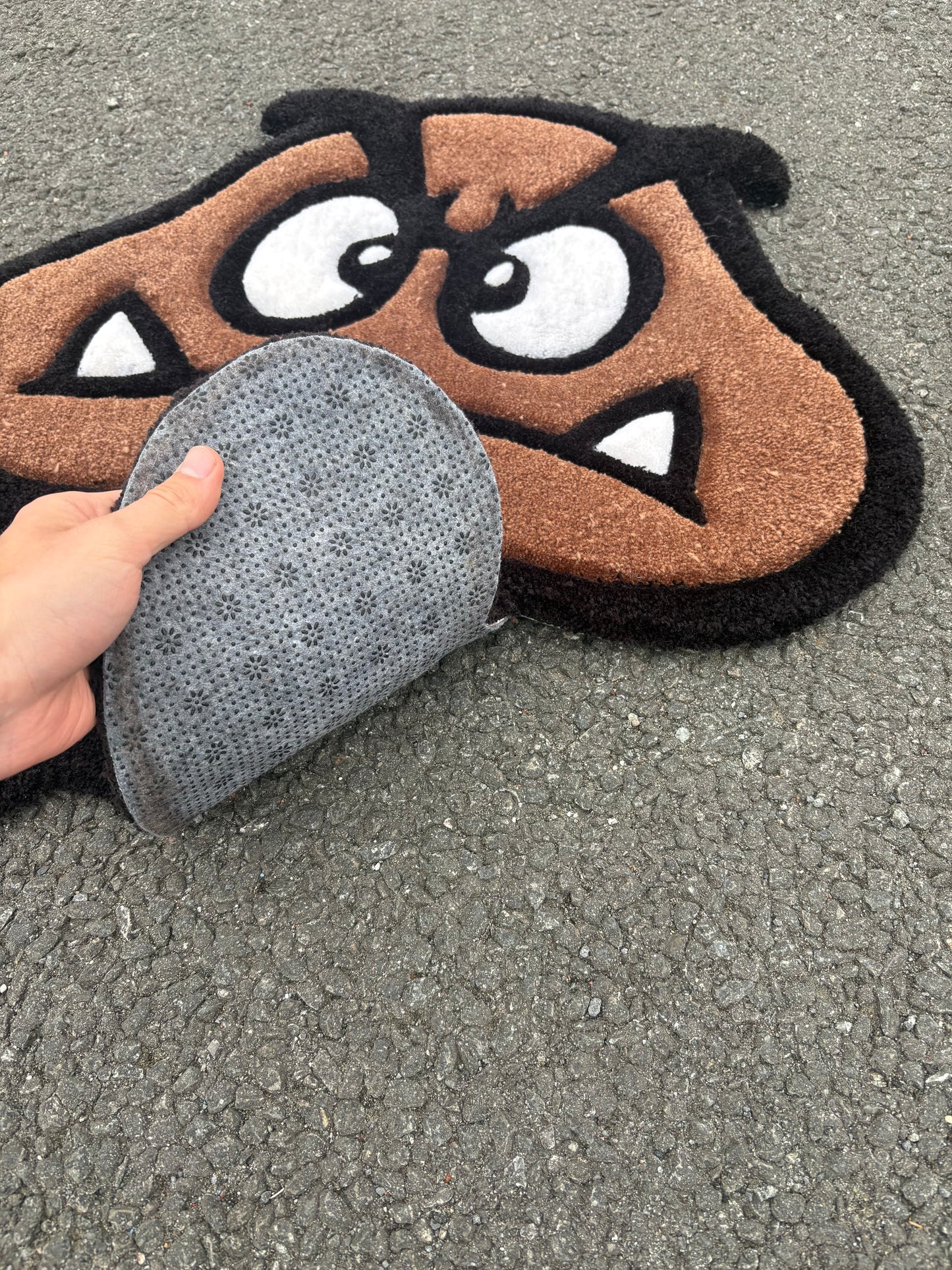 Tapis Goomba/Mario (100% fait main) Tufting/Rug 70x70cm