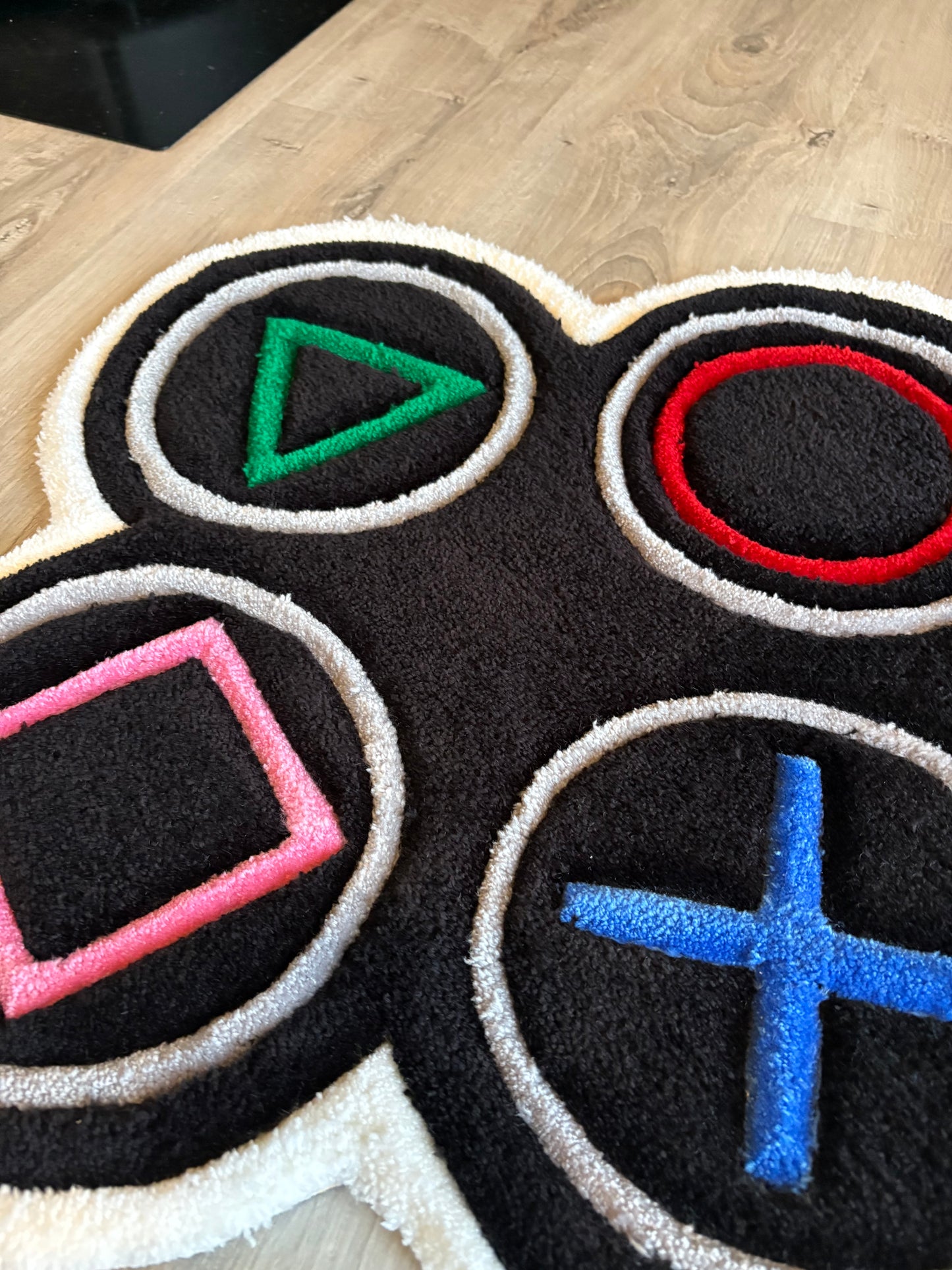 Tapis PlayStation (100% fait main) 65x65cm Tufting/Rug
