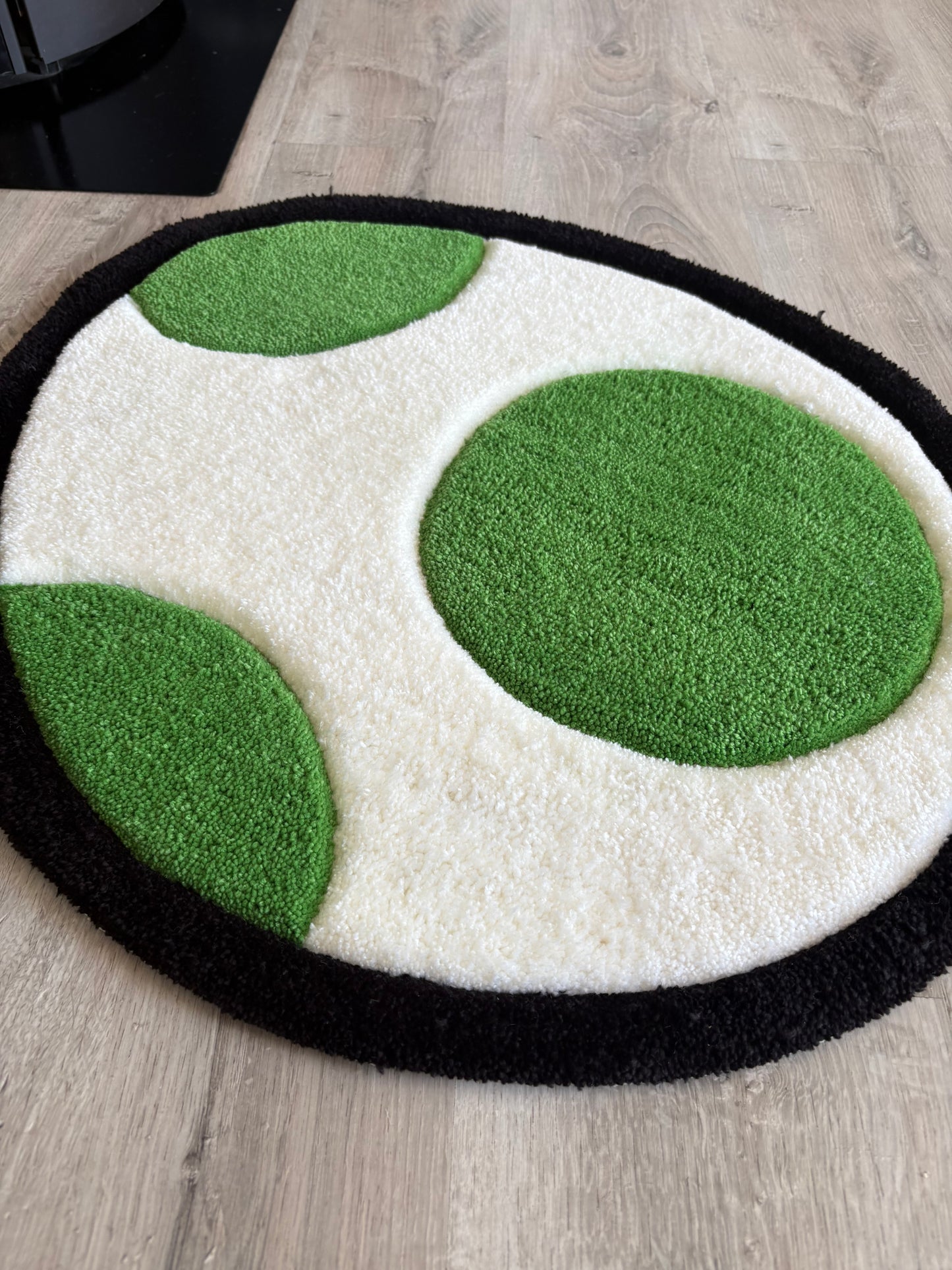 Tapis Oeuf/Yoshi (100% fait main) 70x55cm Tufting/Rug