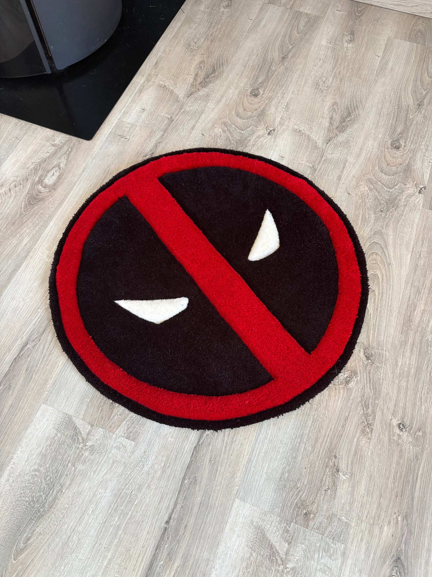 Tapis Deadpool (100% fait main) 70x70cm Tufting/Rug