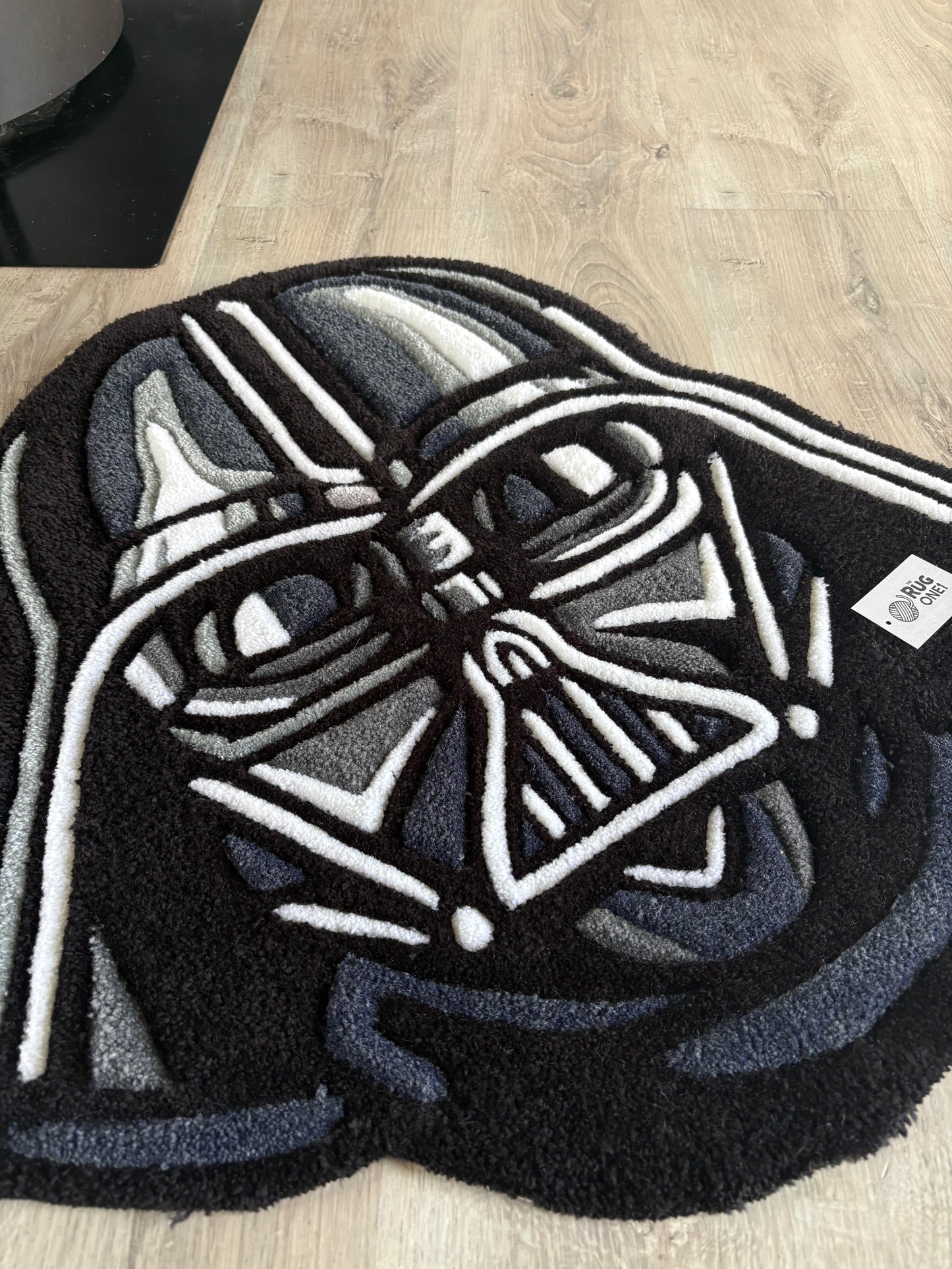 Tapis Dark Vador 70x65cm ( 100% fait main) Tufting/Rug