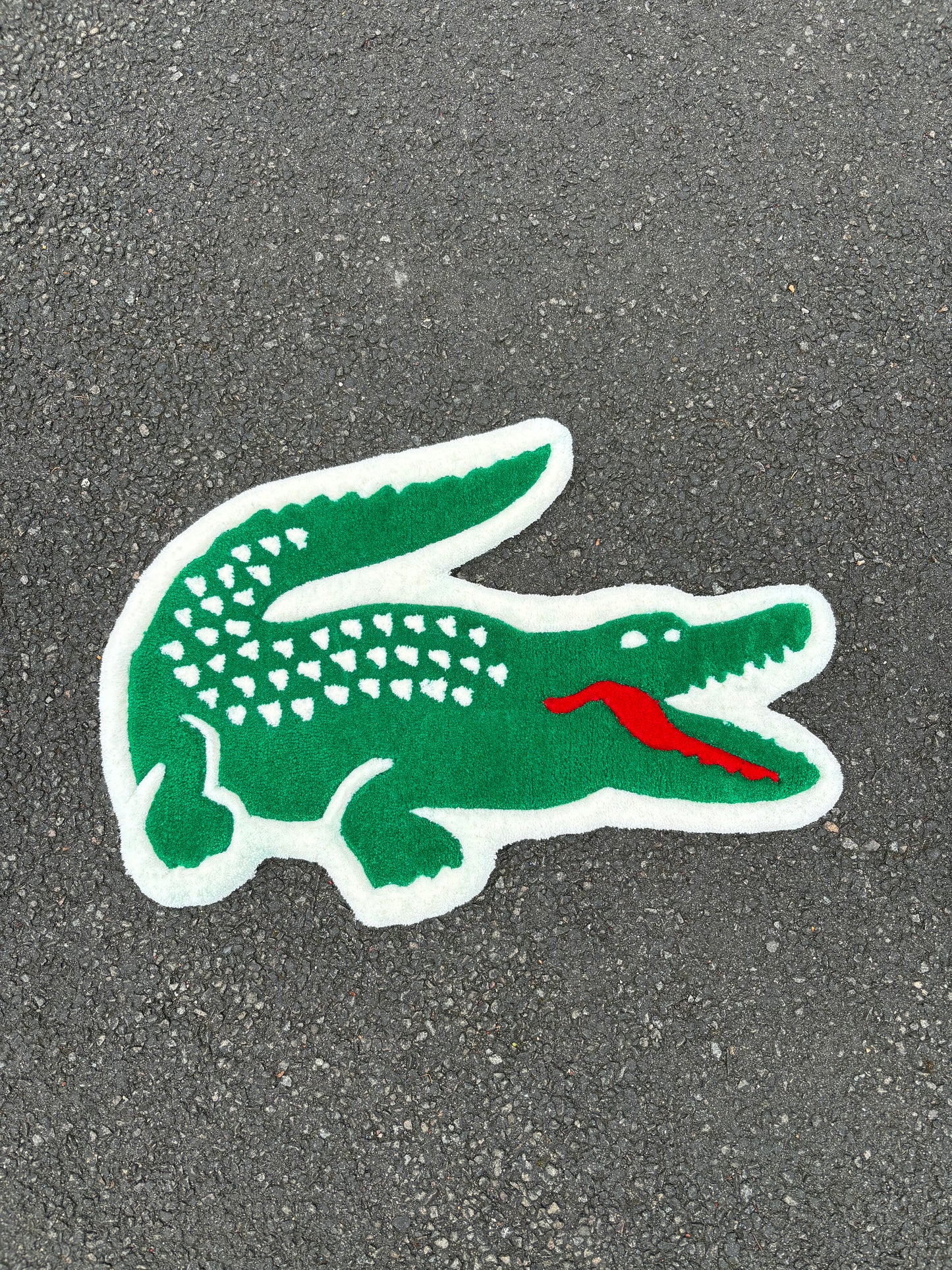 Tapis crocodile (100% fait main) 80x60cm Tufting/Rug