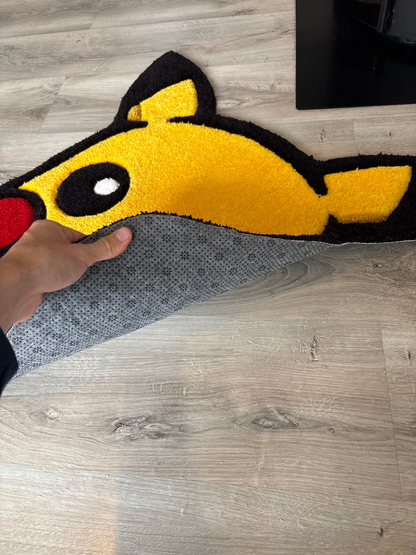Tapis Pikachu (100% fait main) 70x70cm Tufting/Rug