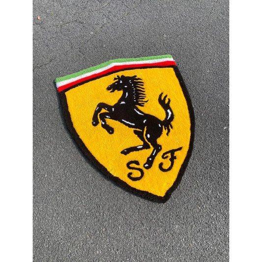 Ferrari Tapis Logo en Velours de Haute Qualité - Modèle Unique et Distinctif